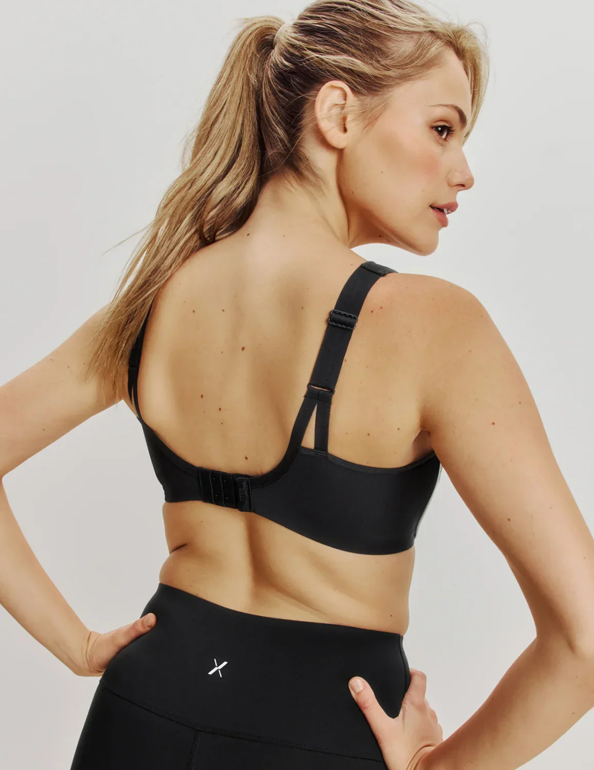 Engage Medium Impact Sports Bra - Image 7