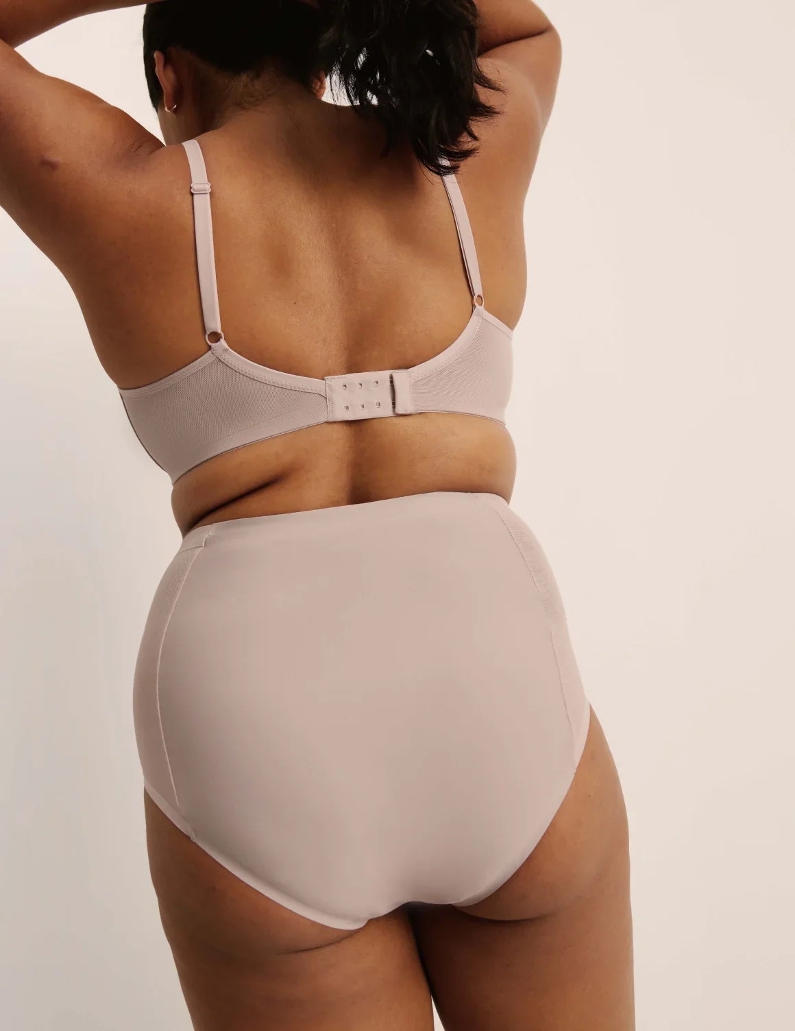 Mesh Deep V Bra - Image 39