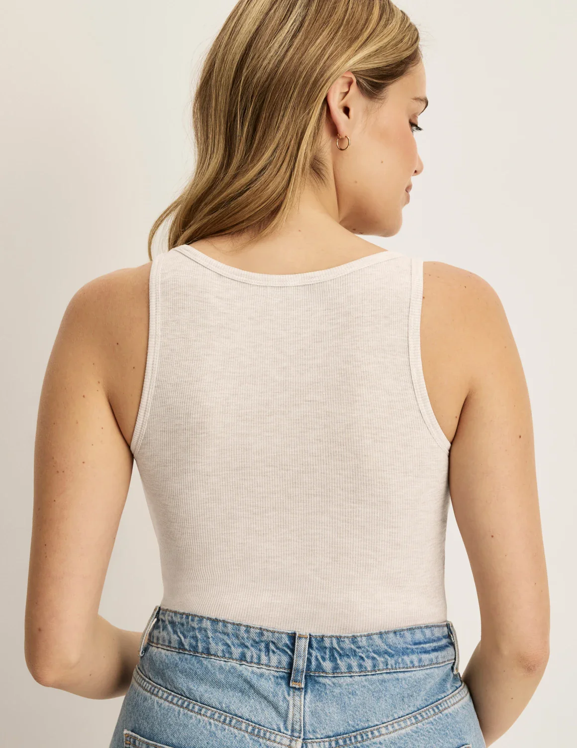 Modal Rib Tank - Image 15