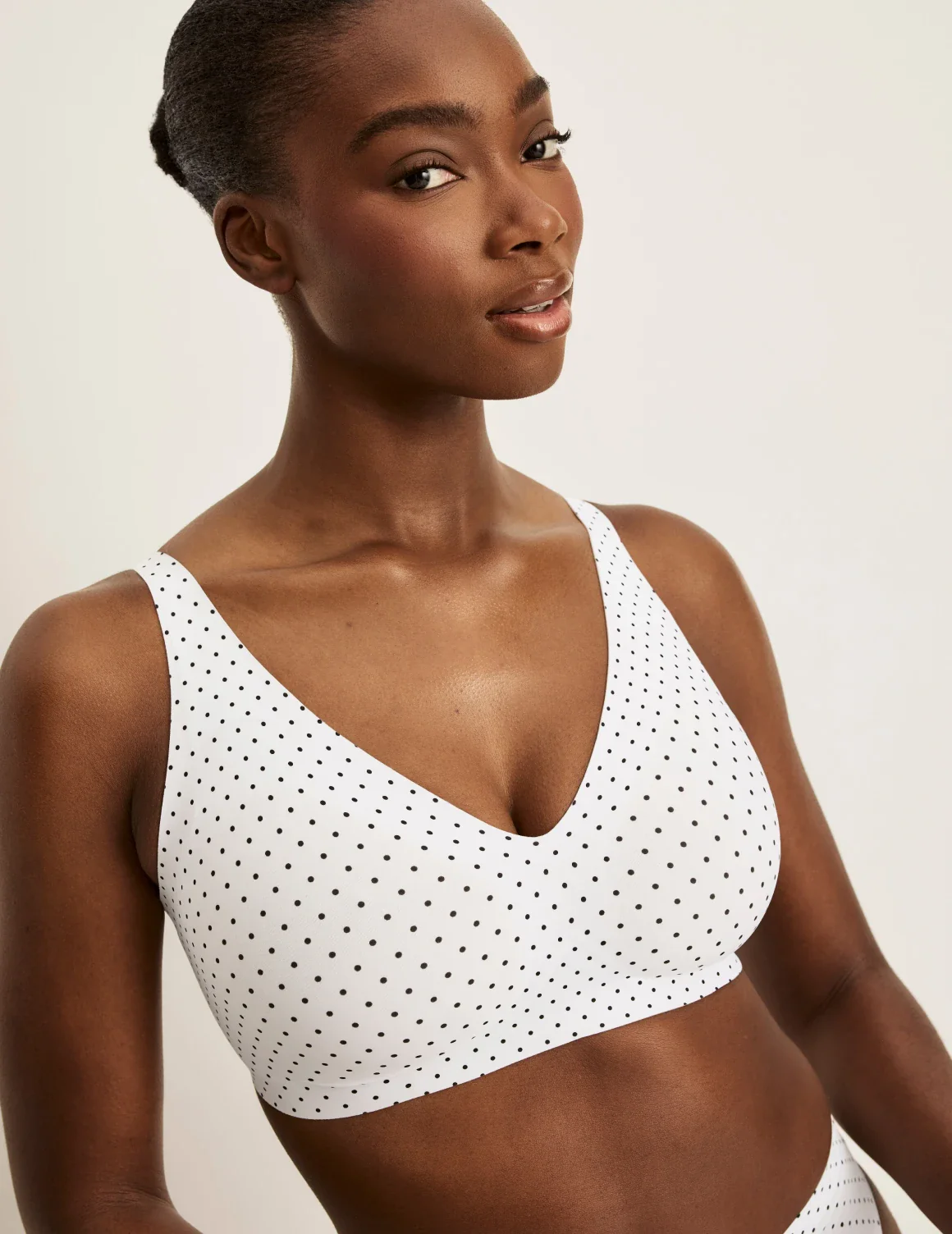 Revolution V-Neck Bra - Image 87