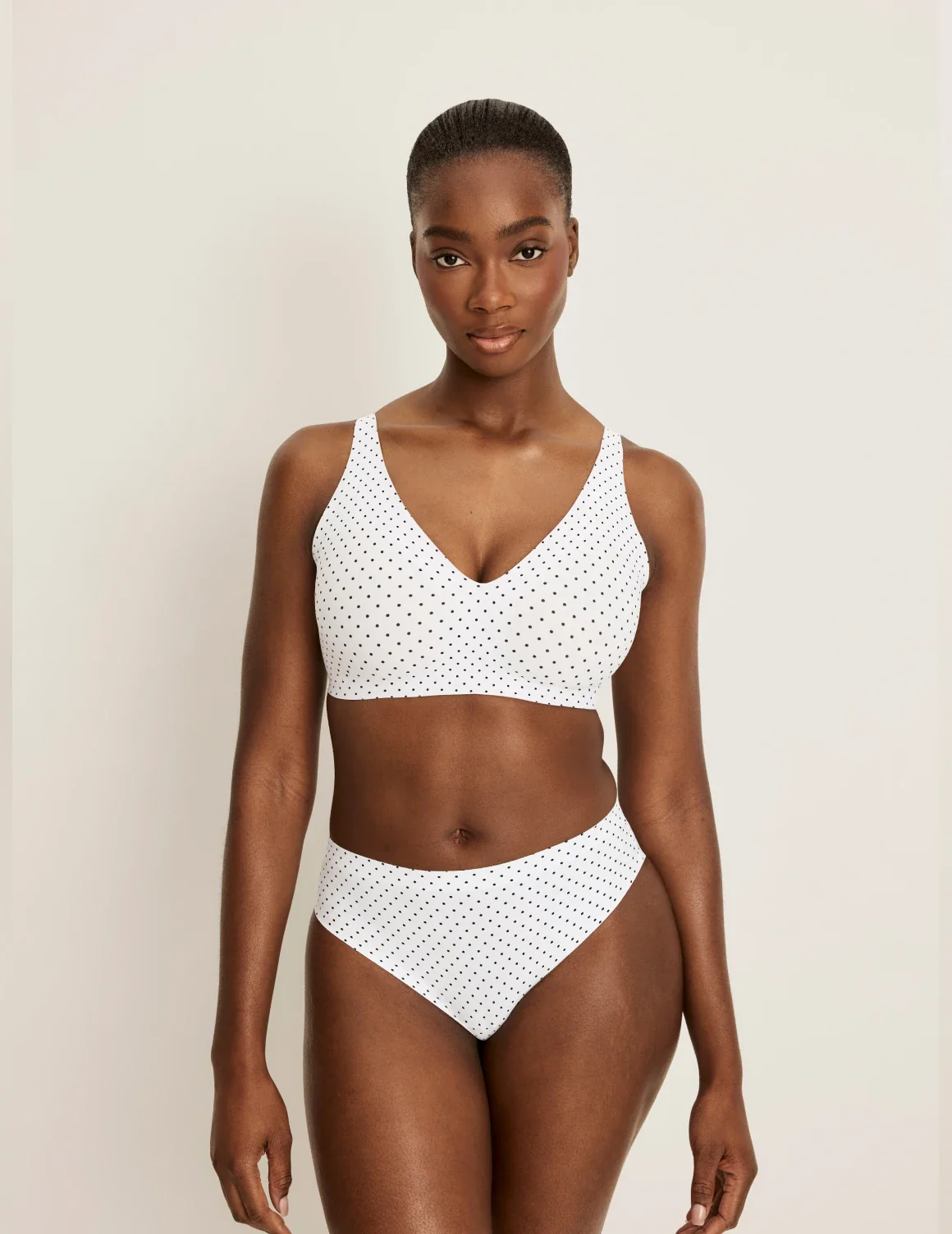 Revolution V-Neck Bra - Image 90