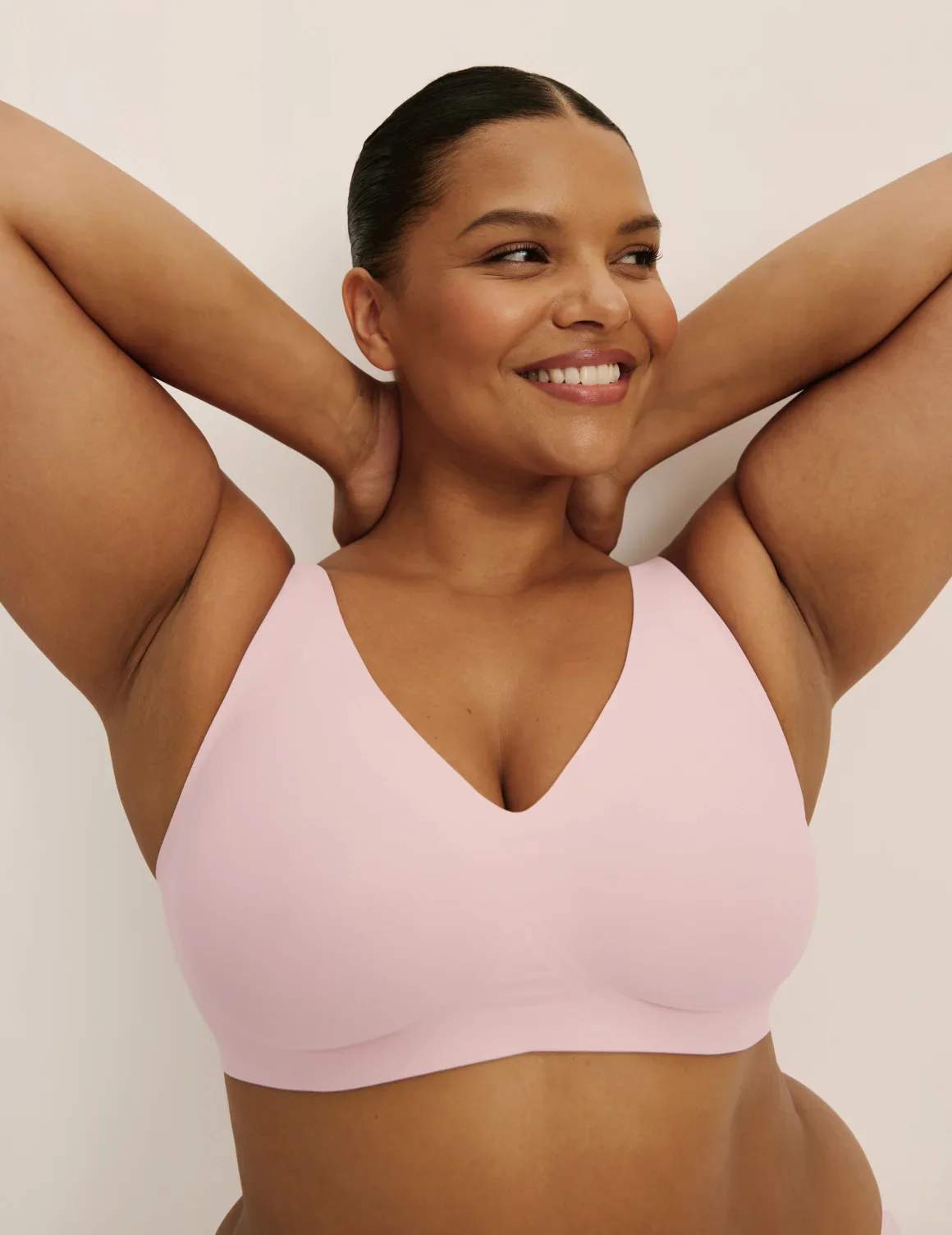 Revolution V-Neck Bra - Image 12