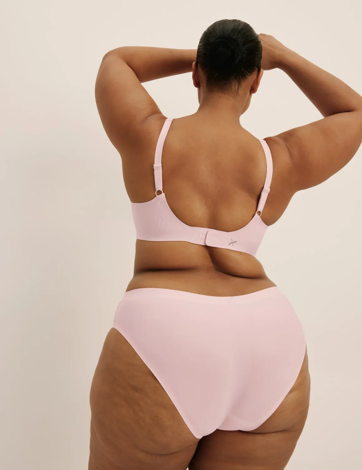 Revolution V-Neck Bra - Image 57