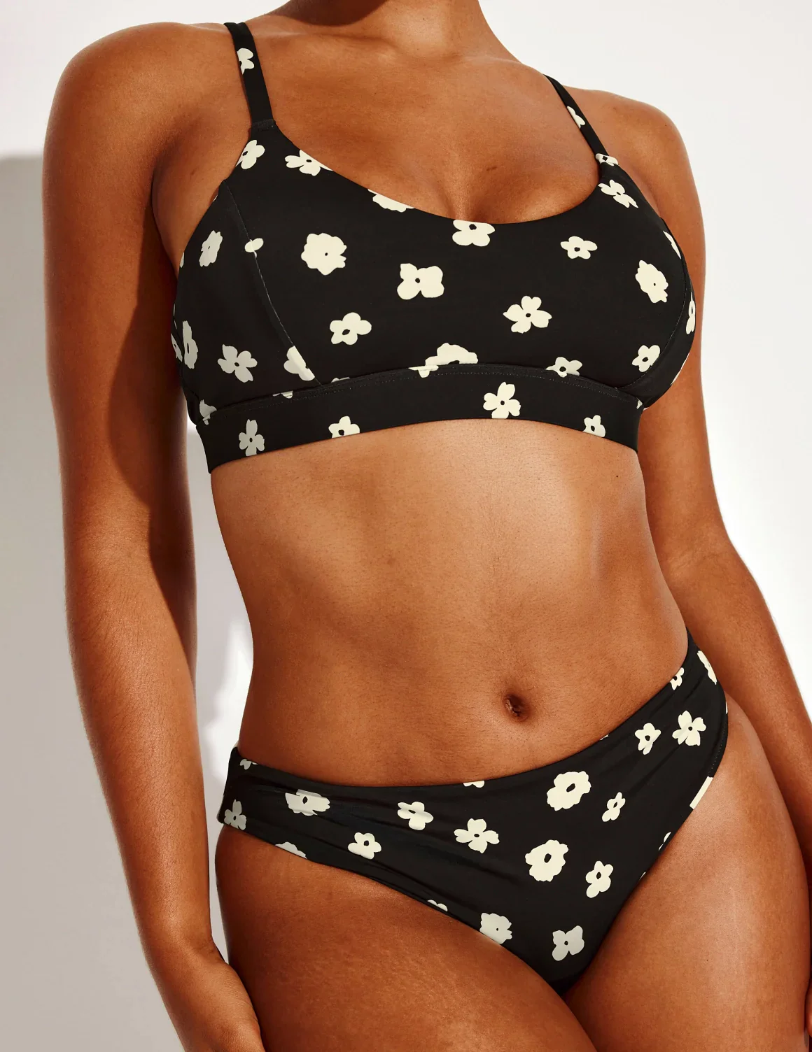 Scoop Bikini Top - Image 19