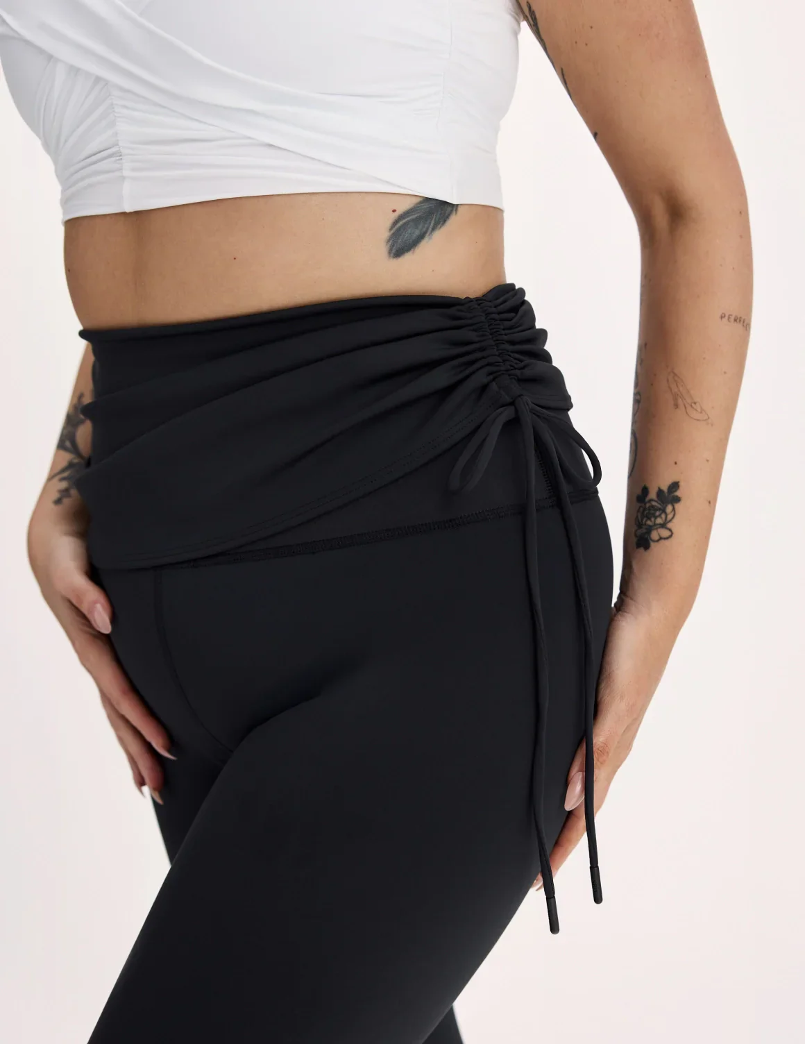 Studio Legging - Image 10