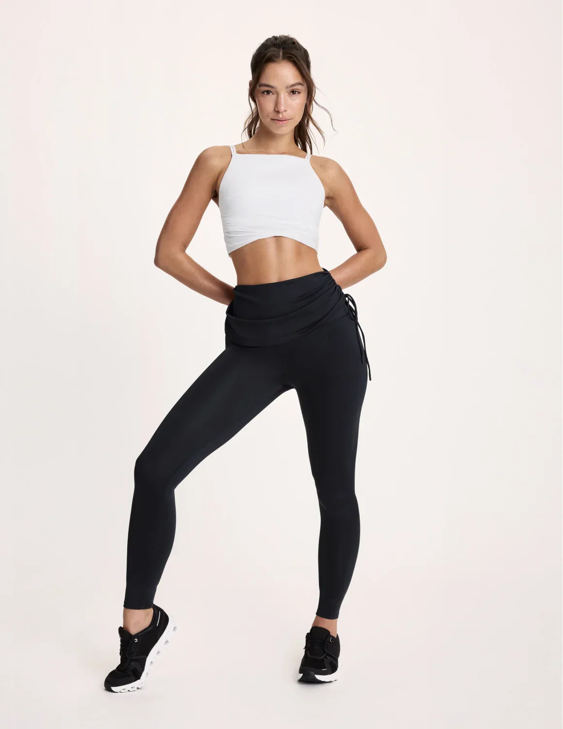 Studio Legging - Image 16